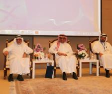 معالي مدير الجامعة يفتتح...