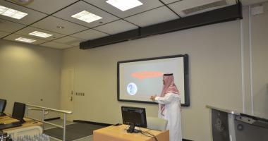 قسم إدارة موارد التراث والإرشاد السياحي يقيم ورشة عمل بعنوان: طرق التعامل مع الصم وضعاف السمع