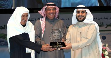 نيابة عن معالي وزير التعليم معالي مدير الجامعة يفتتح المؤتمر الدولي الثامن للموارد المائية والبيئة الجافة