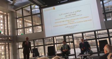 كلية السياحة والآثار تمثل الجامعة في معرض
