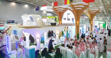جناح جامعة الملك سعود بمعرض التعليم يشهد اقبال من الضيوف والزوار 
