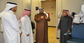 ــ وفد من جامعة الملك خالد يزور كلية العلوم الطبية التطبيقية بجامعة الملك سعود ــ