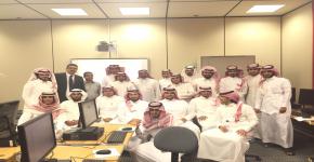 النادي الثقافي والإجتماعي بكلية التربية يُقيم دورة تدريبية بعنوان : تطبيقات الحاسب في التعليم