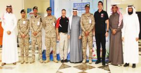 وفد من القوات المسلحة السعودية والمجلس الدولي للرياضة العسكرية يزورون كلية علوم الرياضة