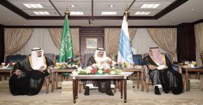 الأمير متعب بن عبدالله يزور جامعة الملك سعود ،،، ويوقع تجديد كرسي سموه لهشاشة العظام