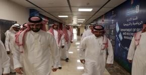 عميد كلية علوم الرياضة والنشاط البدني يستقبل عميد كلية الطب والوفد المرافق له