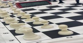 الشؤون الرياضية تقيم بطولة الشطرنج للطالبات ولمنسوبات الجامعة