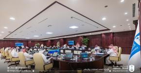 معالي وزير التعليم يترأس الاجتماع الأول لمجلس إدارة الجامعة 
