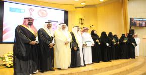 وزير التعليم يكرم الفائزين والفائزات بجائزة الملك سلمان للدراسات العليا في تاريخ الجزيرة العربية وحضارتها