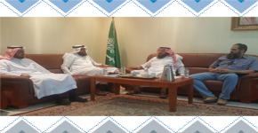 المستشار التعليمي بإدارة تعليم الرياض يقوم بزيارة للمركز
