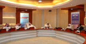 التحول الرقمي بالتعليم يناقش تجربة الجامعة