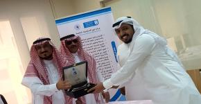 مشاركة برنامج التعليم العالي للطلاب الصم وضعاف السمع في معرض "صحة الفم والأسنان"