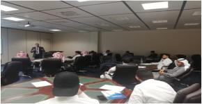 دورة تطويرية في مهارات التواصل الفعال يقيمها مركز التدريب بكلية الدراسات التطبيقية للرجال