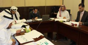 مناقشة توجيهات وكيل الجامعة للتطوير والجودة بشأن الهوية الجديدة