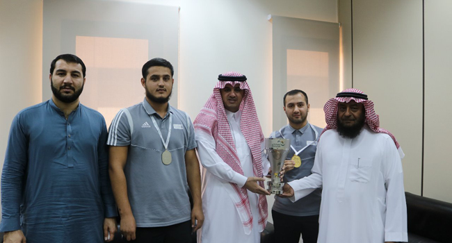   مشاركة طلاب المعهد في بطولة الجودو ضمن منافسات التجمع الثاني الذي ينظمه الاتحاد الرياضي للجامعات السعودية 