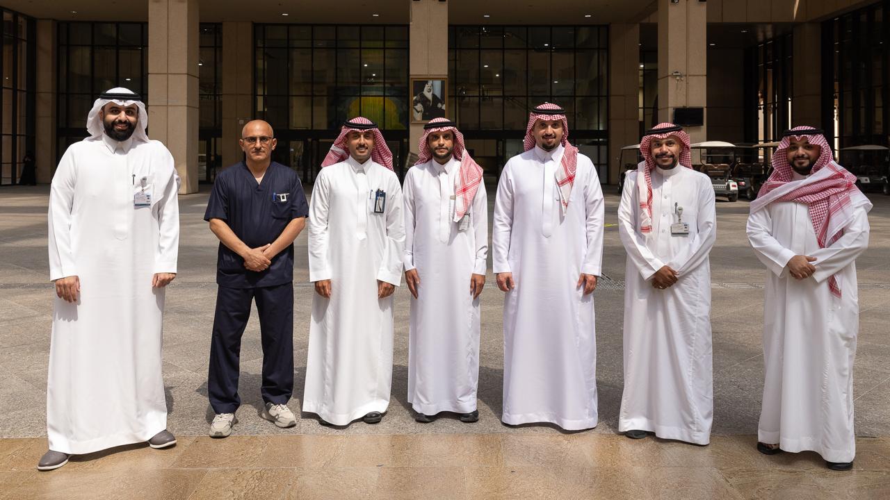 فريق كلية الامير سلطان للخدمات الطبية الطارئة