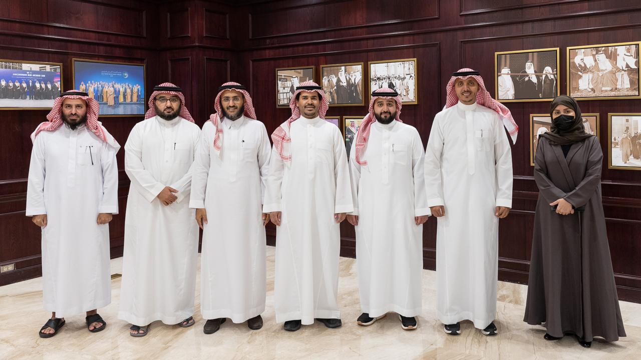 فريق عمادة القبول والتسجيل