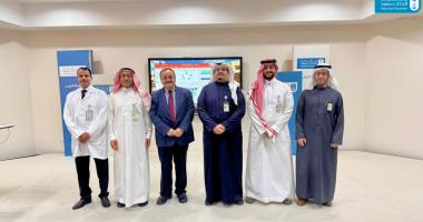 كلية الطب ممثلةً بقسم الباطنة  تقيم محاضرة عن أحدث الابتكارات العلاجية للربو والانسداد
