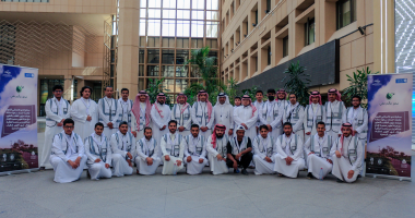 في إطار مبادرة “نحو عالم نقي”.. جامعة الملك سعود تنفّذ حملة تشجير في حديقة العقيق بالرياض