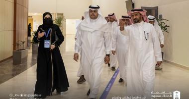نائب رئيس الجامعة للدراسات العليا والبحث العلمي يشارك في جولة تفقدية على المعرض التعريفي لعمادة…