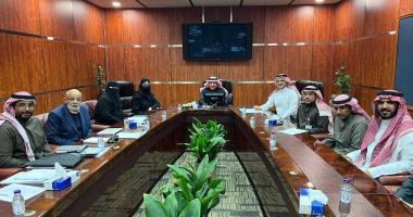 التطوير والجودة تمنح شهادة نظام إدارة الجودة لوكالة الجامعة للمشاريع