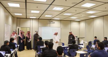 نائب رئيس الجامعة للشؤون التعليمية والأكاديمية يتفقد كلية التمريض للاطلاع على استعدادات الفصل…