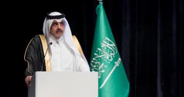 رئيس مجلس إدارة الجامعة يلتقي بقيادات الكليات والعمادات المساندة