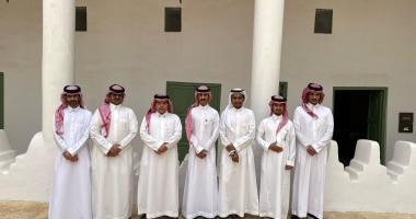 وحدة الأنشطة الطلابية بكلية المجتمع تزور مركز الملك عبد العزيز التاريخي   