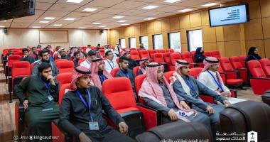 الدكتور يحيى الشريف والدكتور مسفر السلولي يمثلان كلية الحقوق والعلوم السياسية في فعاليات أسبوع…